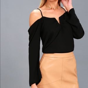 “Double Date” Black Off-the-Shoulder Top